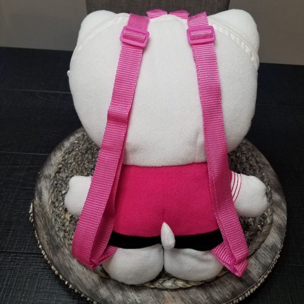 Hello Kitty Backpack - Picture 4 of 7